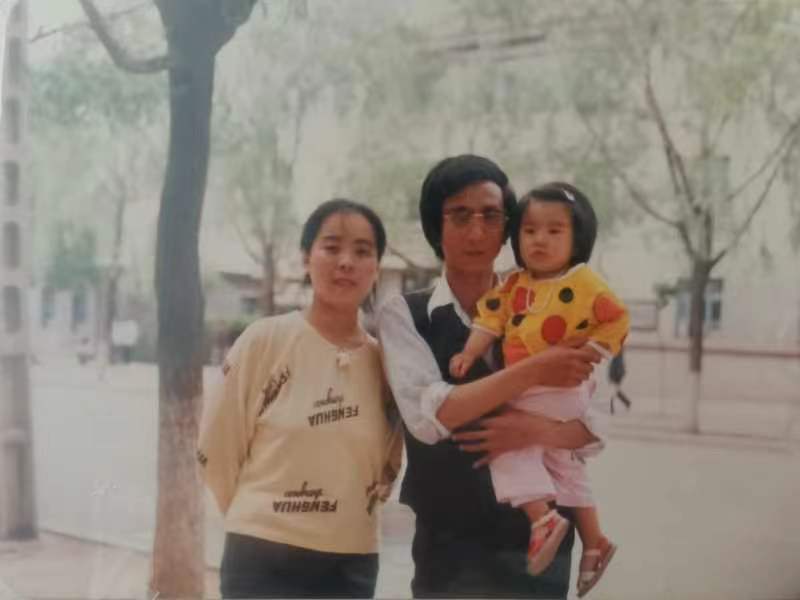 党群中心张晨子.jpg