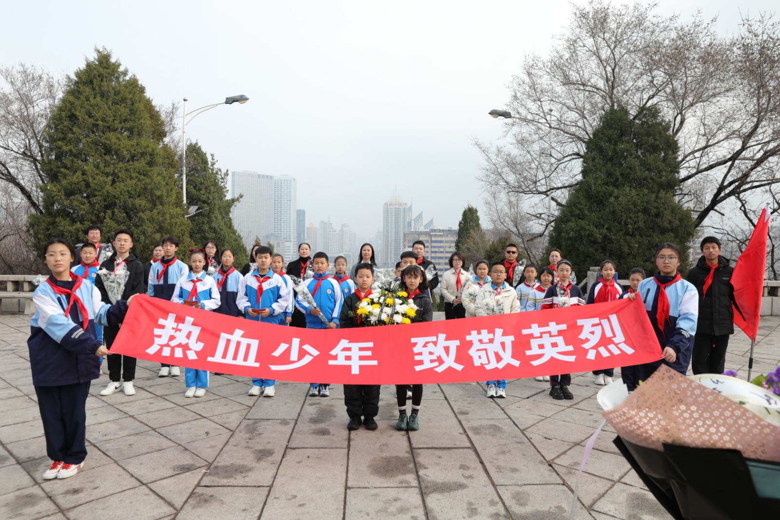 d684bdec4dc8687f5c456bb706f4aa4.jpg
