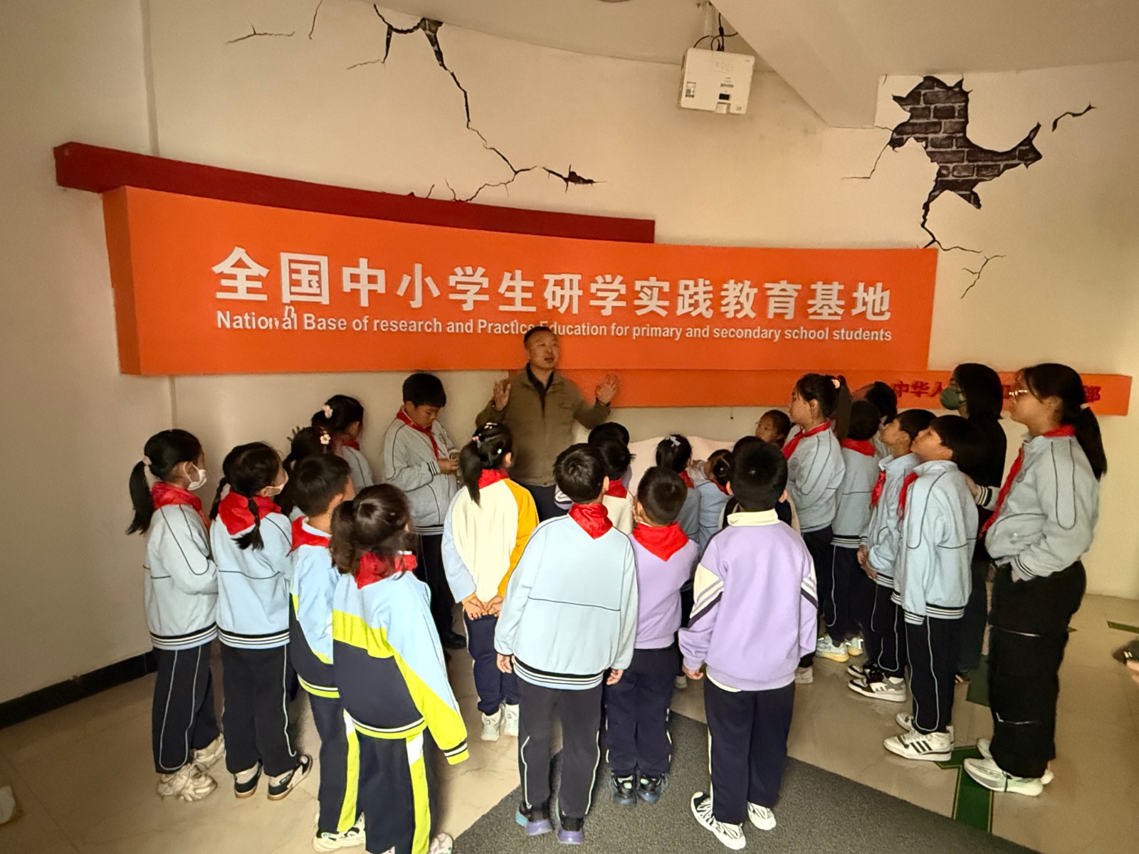 微信图片_20250511165229.jpg
