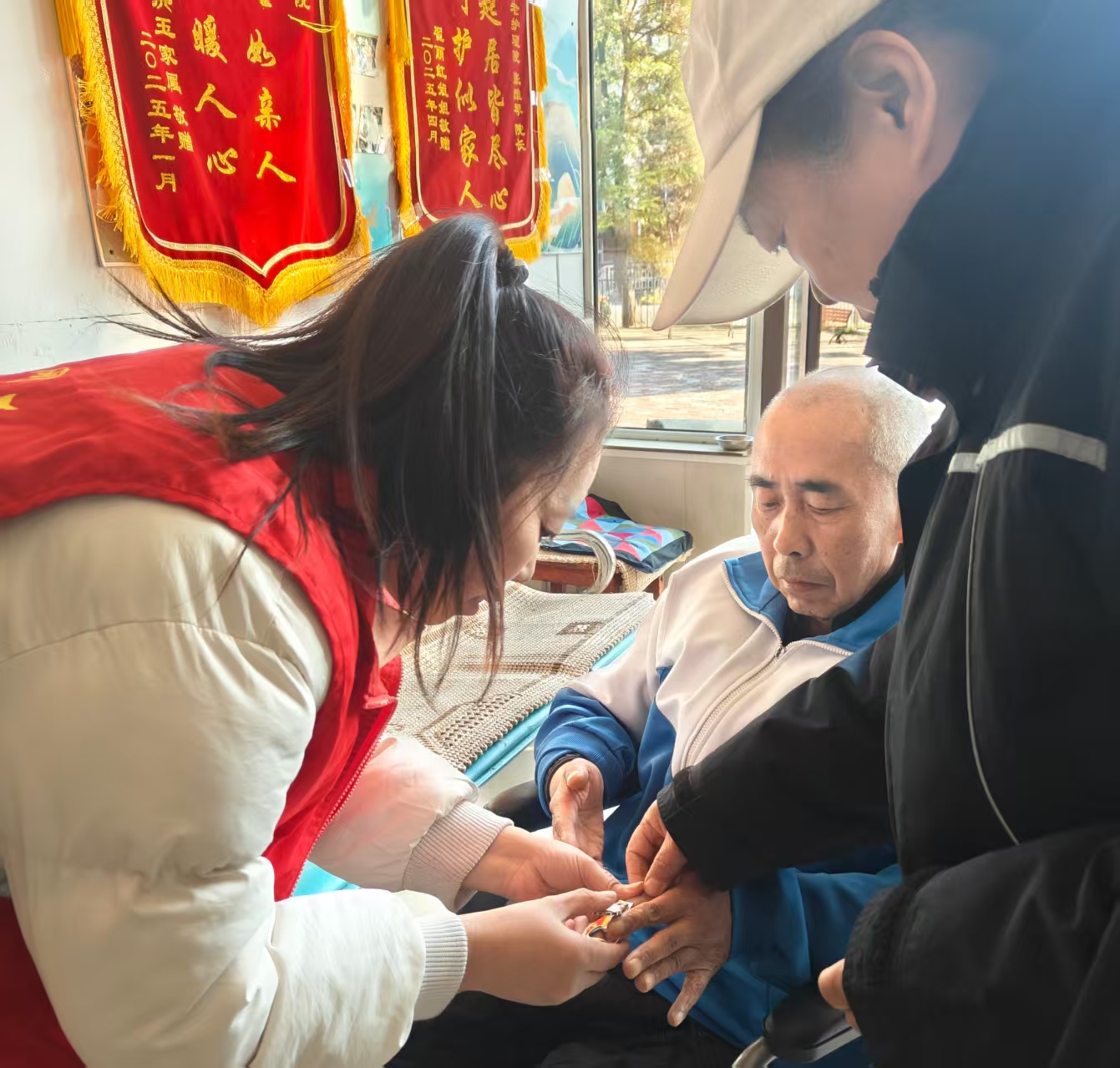 图二.jpg 图二.jpg