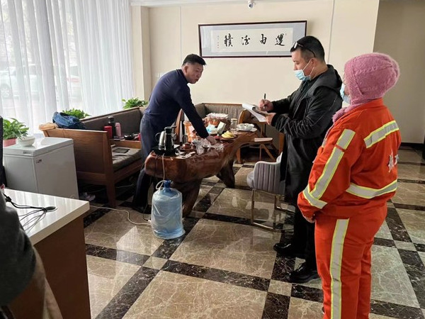 新兴街道人大代表深入辖区企业开展调研活动2.jpg