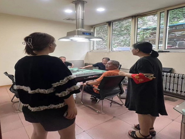 新兴街道  推进命案防控治理  筑牢辖区安全防线2.jpg