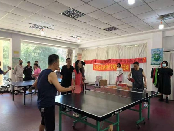 新兴街道弘扬社区开展“清凉金秋庆十一”乒乓球比赛2.jpg