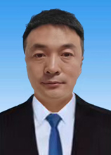 梁冬证件照.jpg