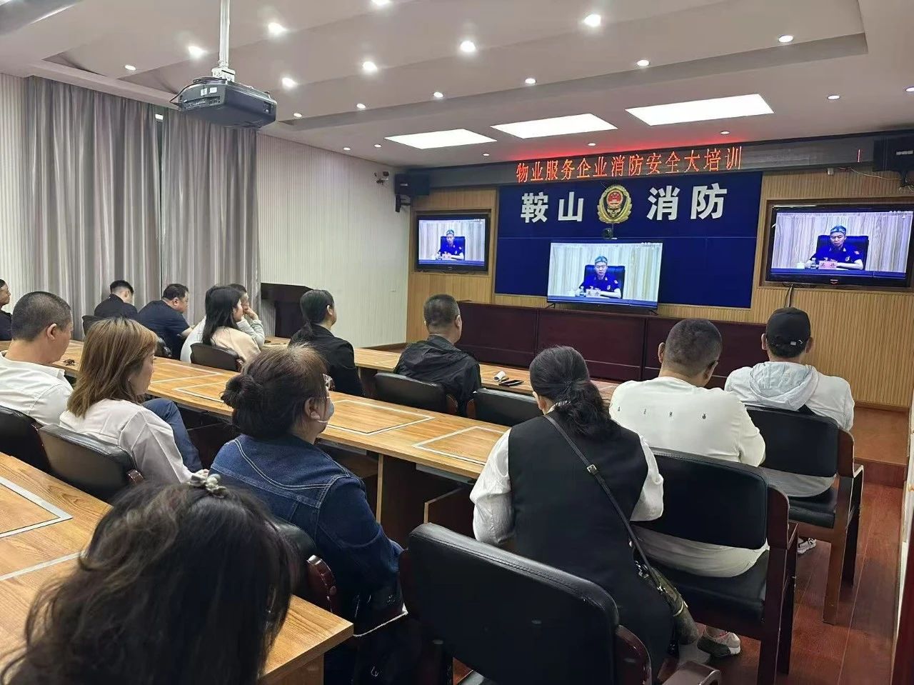 图1.jpg