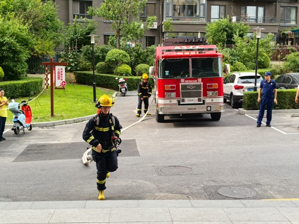 新兴街道 开展消防应急演练 筑牢社区安全屏障6.jpg