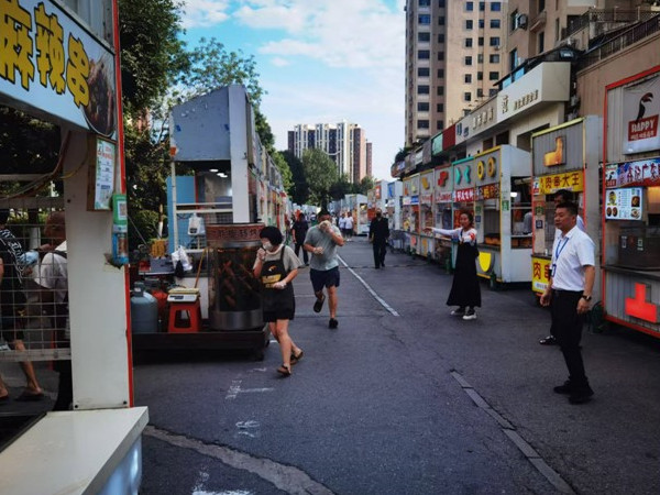 新兴街道 应急演练筑防线 夜市安全护民生2.jpg