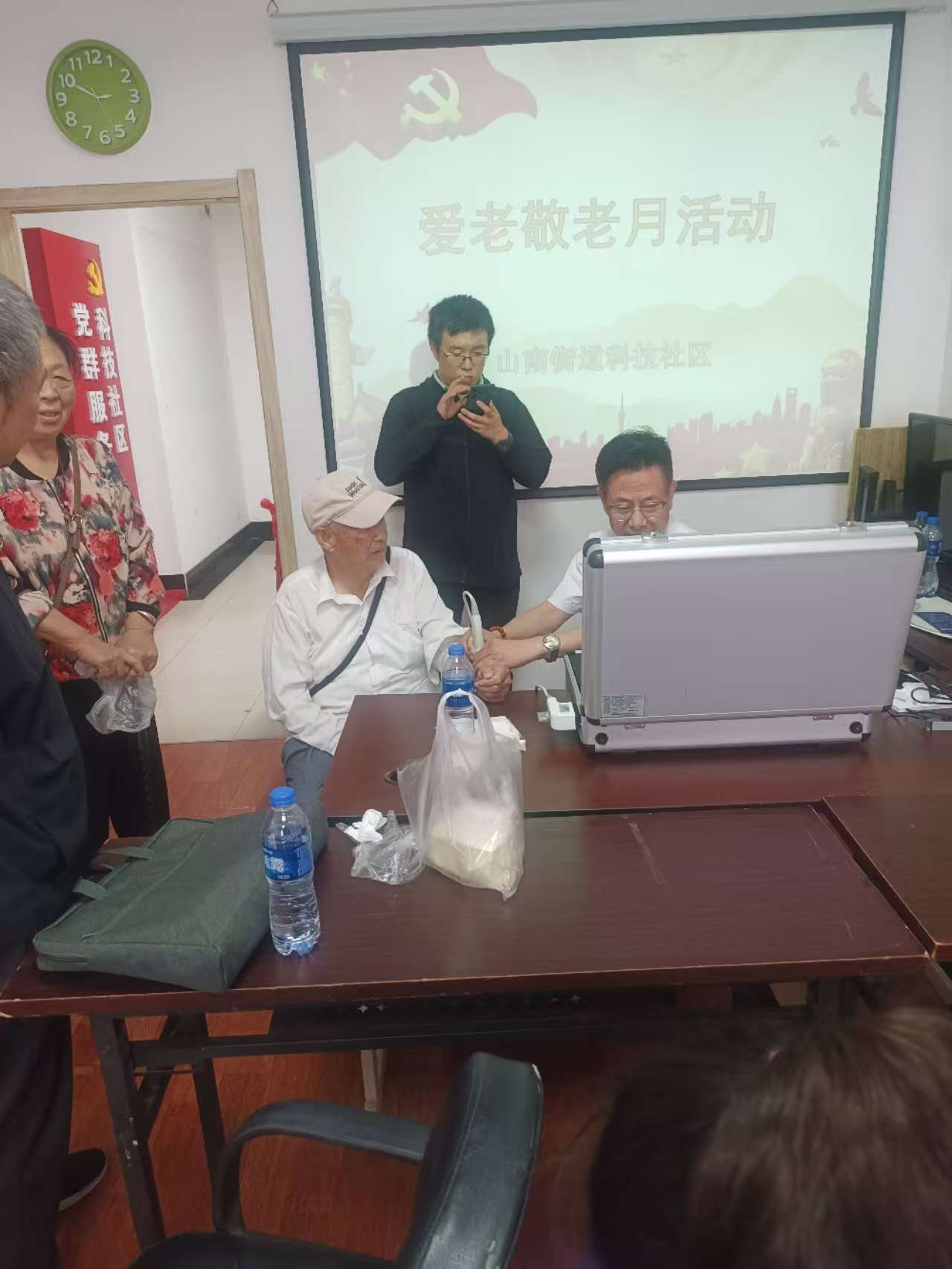 微信图片_2025-10-16_091704_246.png