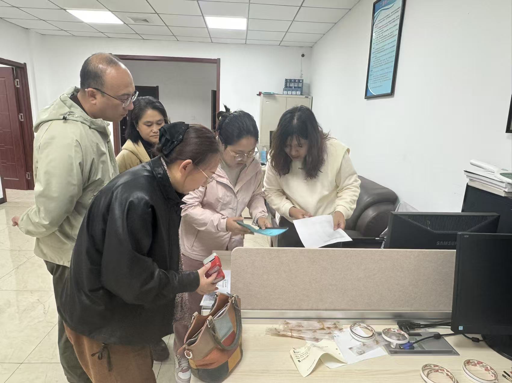 微信图片_20251017093234_948_143.jpg 微信图片_20251017093234_948_143.jpg