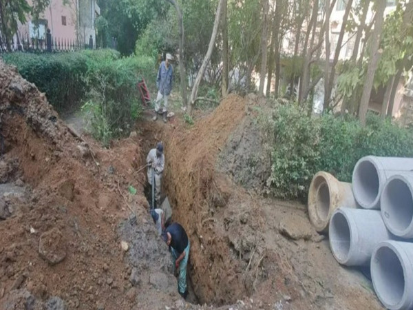 新兴街道 高效解决淤堵难题 架起群众“连心桥”2.jpg 新兴街道 高效解决淤堵难题 架起群众“连心桥”2.jpg