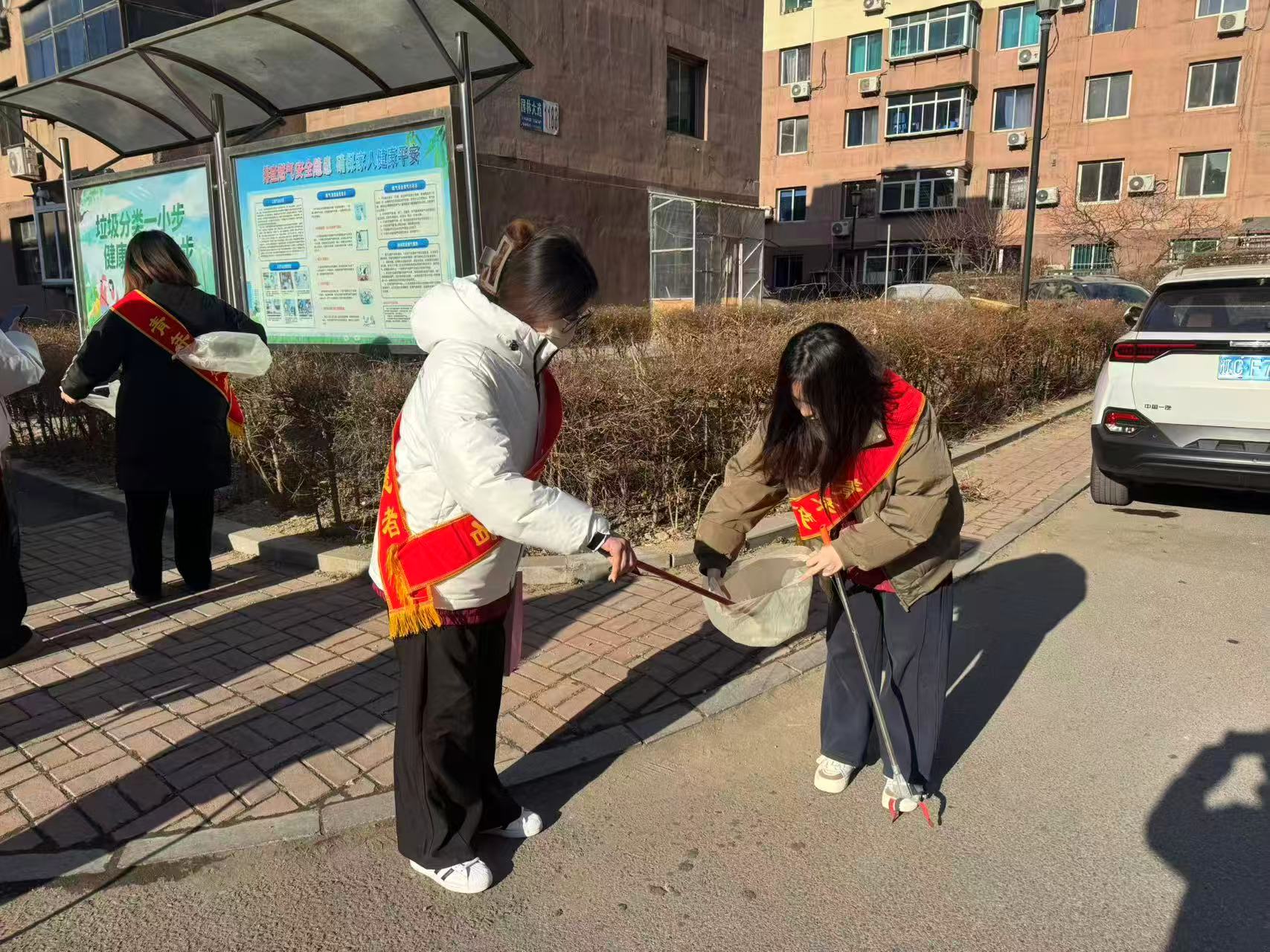 联盟社区清扫2.jpg 联盟社区清扫2.jpg