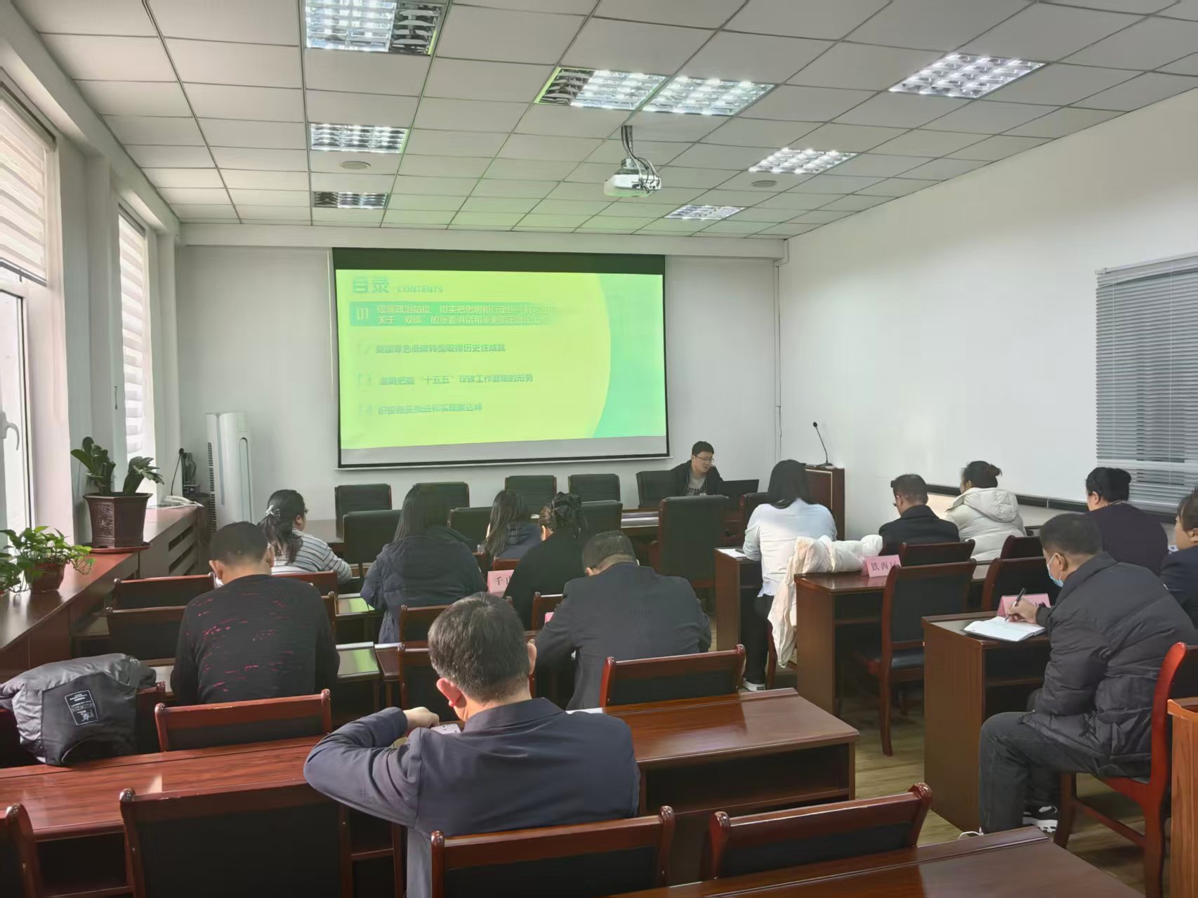 微信图片_2025-12-22_151726_704.png 微信图片_2025-12-22_151726_704.png